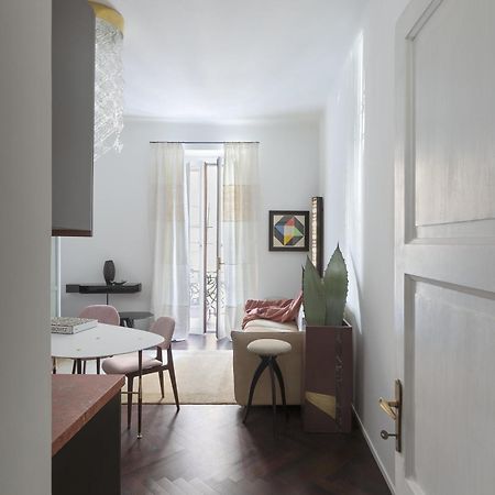 Sophisticated Milan Apartment With Italian Charm Bagian luar foto